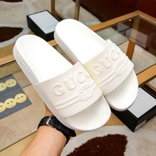 GUCCI Slippers Men 134