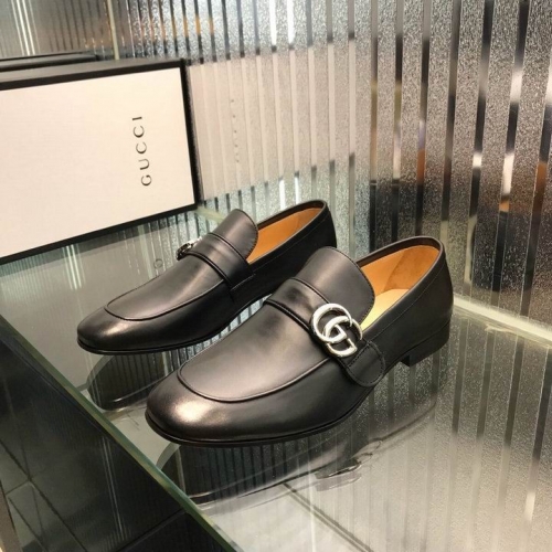GUCCI Leather Shoes Men 148