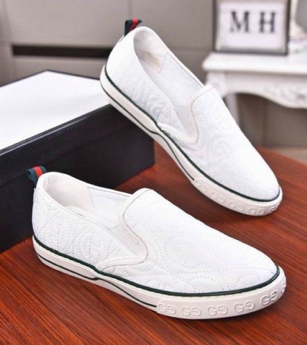 GUCCI Casual Dress Shoes 0309