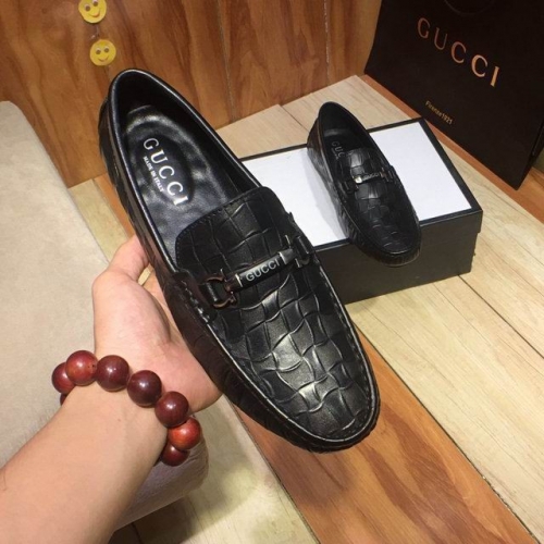 GUCCI Casual Dress Shoes 0811