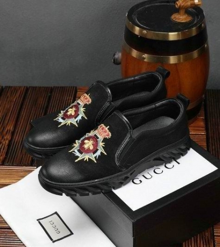 GUCCI Casual Dress Shoes 0313