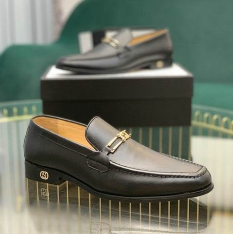 GUCCI Leather Shoes Men 299