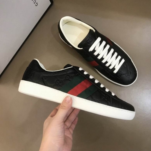 GUCCI Low Top Shoes 0042