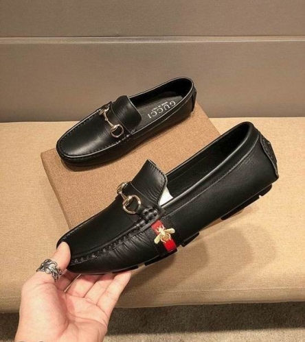 GUCCI Casual Dress Shoes 0217