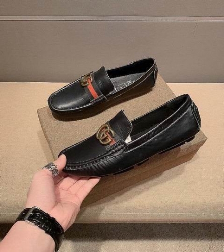 GUCCI Casual Dress Shoes 0324