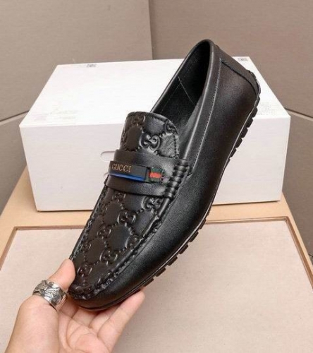 GUCCI Casual Dress Shoes 0303