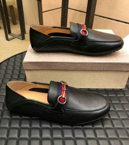 GUCCI Casual Dress Shoes 0302