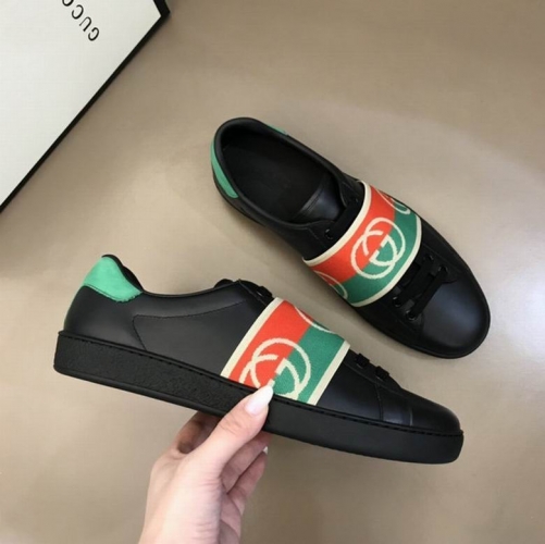 GUCCI Low Top Shoes 0024