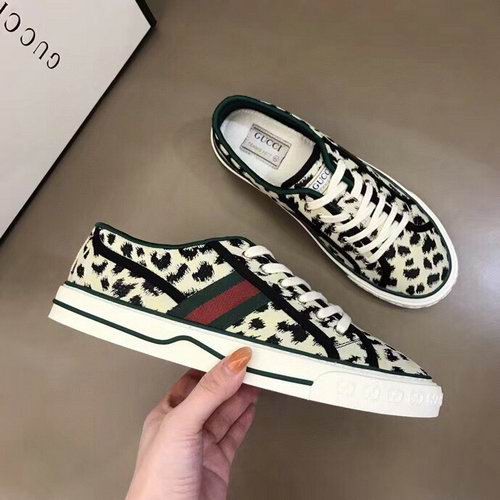GUCCI Low Top Shoes 0128