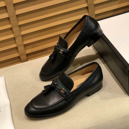 GUCCI Leather Shoes Men 238