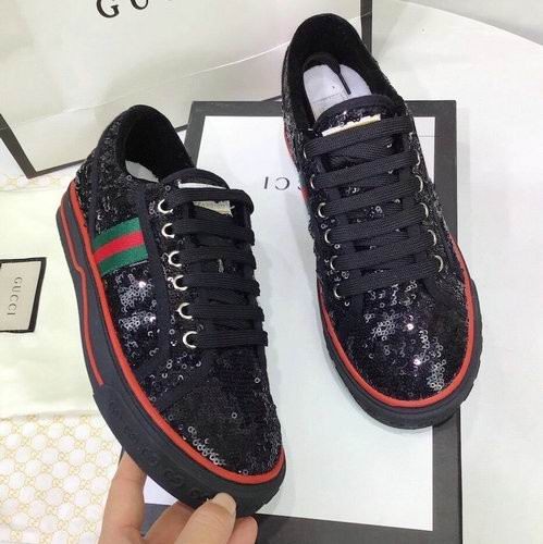 GUCCI Low Top Shoes 0123