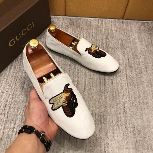 GUCCI Casual Dress Shoes 0657