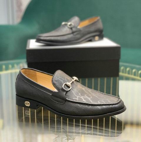 GUCCI Leather Shoes Men 286