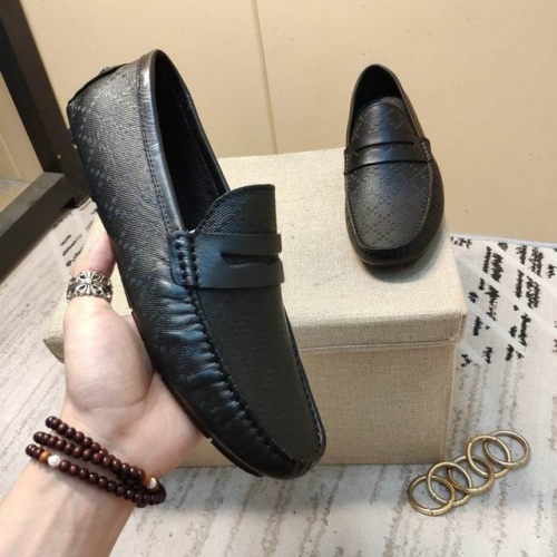 GUCCI Casual Dress Shoes 0672