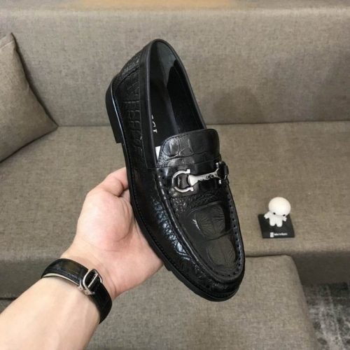 GUCCI Leather Shoes Men 181