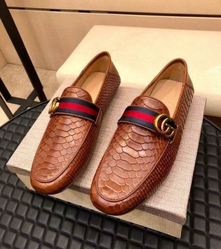 GUCCI Casual Dress Shoes 0010