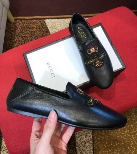 GUCCI Casual Dress Shoes 0127