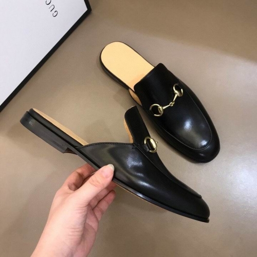 GUCCI Slippers Men 204