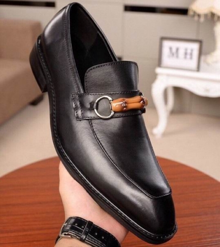 GUCCI Leather Shoes Men 146