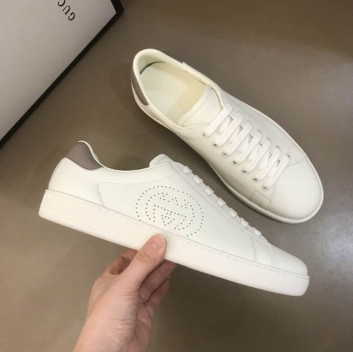 GUCCI Low Top Shoes 0068