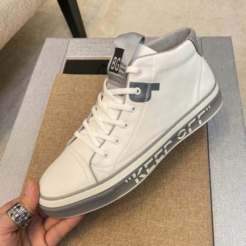 GUCCI High Top Men 052