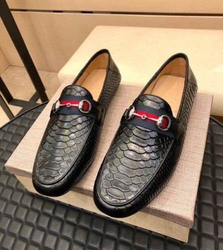 GUCCI Casual Dress Shoes 0013
