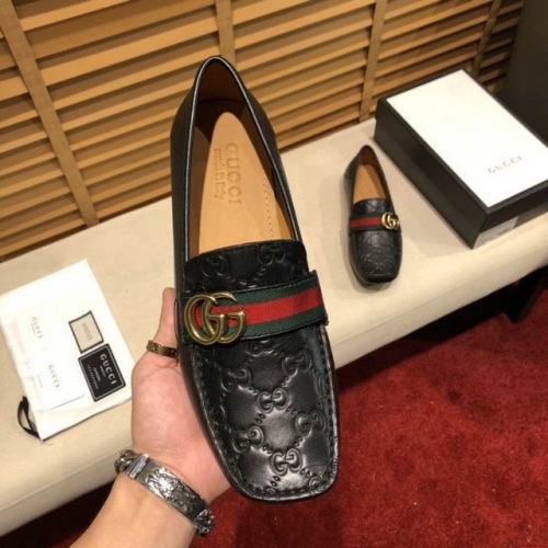 GUCCI Casual Dress Shoes 0614