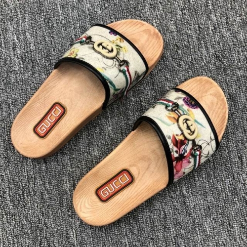 GUCCI Slippers Men 082