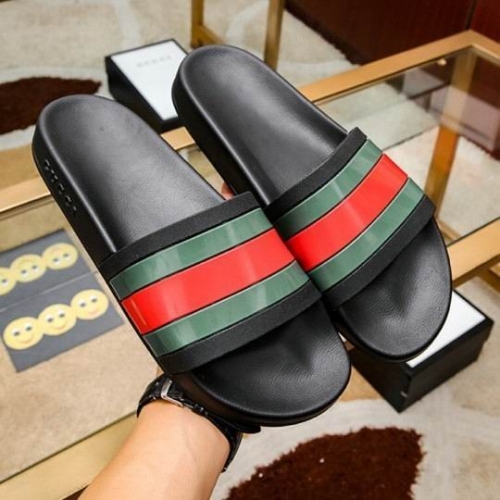 GUCCI Slippers Men 128