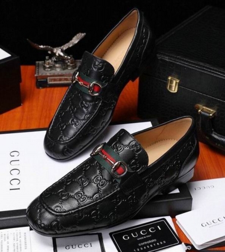 GUCCI Casual Dress Shoes 0233