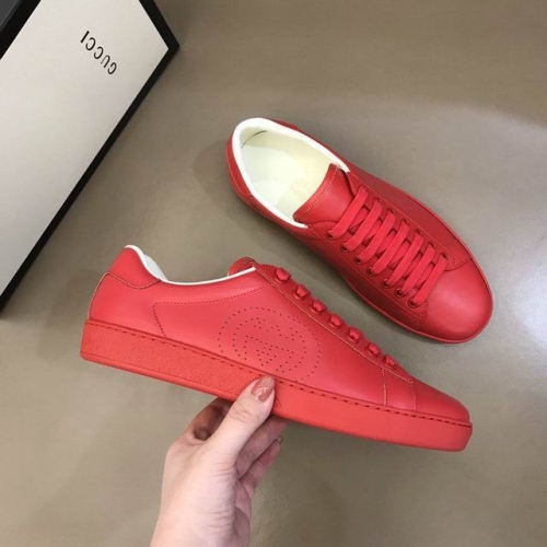 GUCCI Low Top Shoes 0069