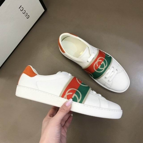 GUCCI Low Top Shoes 0025