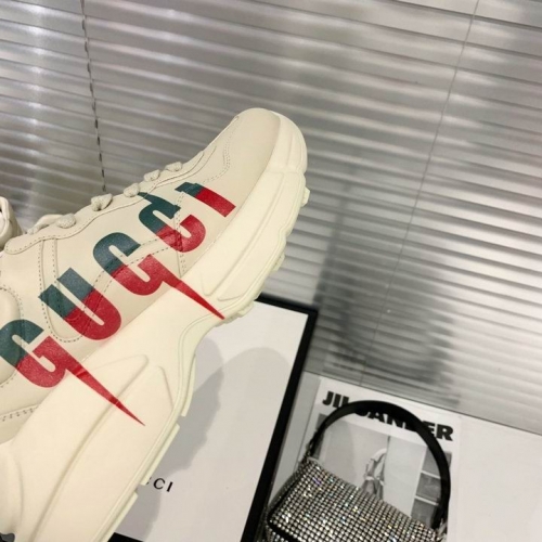 GUCCI Low Top Shoes 027