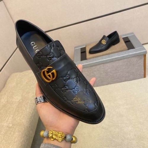 GUCCI Leather Shoes Men 106