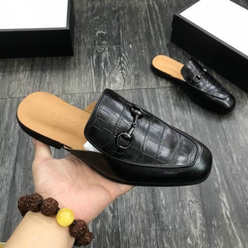 GUCCI Leather Shoes Men 207