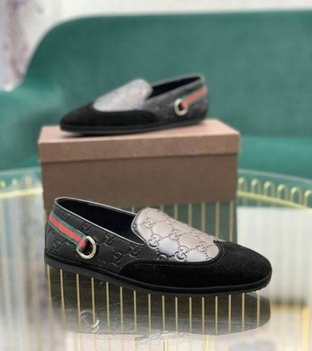 GUCCI Casual Dress Shoes 0109