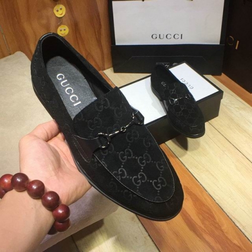 GUCCI Casual Dress Shoes 0628