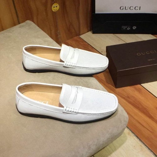 GUCCI Casual Dress Shoes 0401