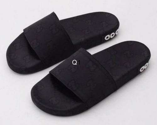 GUCCI Slippers Men 089