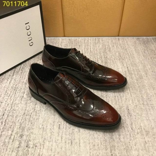 GUCCI Leather Shoes Men 040