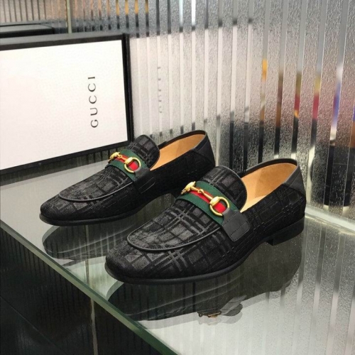 GUCCI Leather Shoes Men 124