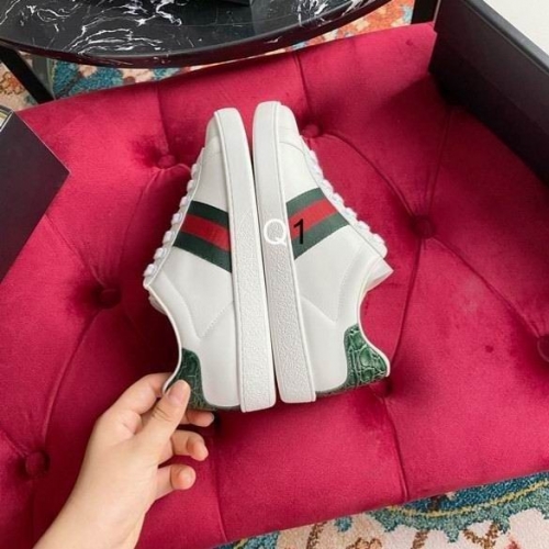GUCCI Low Top Shoes 0084