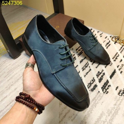 GUCCI Leather Shoes Men 027