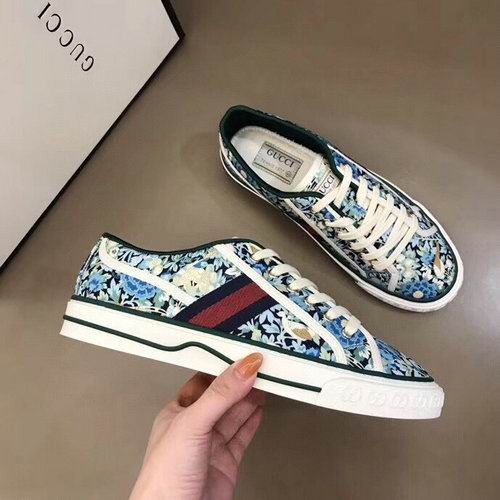 GUCCI Low Top Shoes 0127