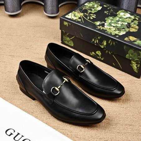 GUCCI Leather Shoes Men 035