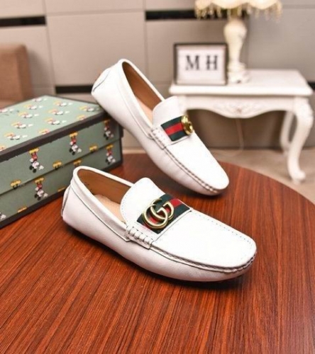 GUCCI Casual Dress Shoes 0328