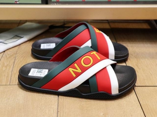 GUCCI Slippers Men 281