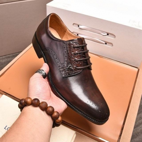 LV Leather Shoes Men 308