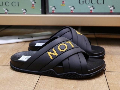 GUCCI Slippers Men 273