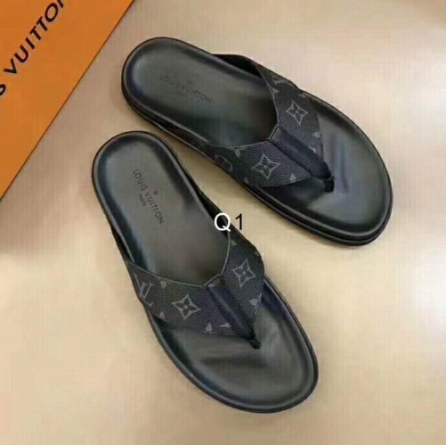 LV Slippers Men 478